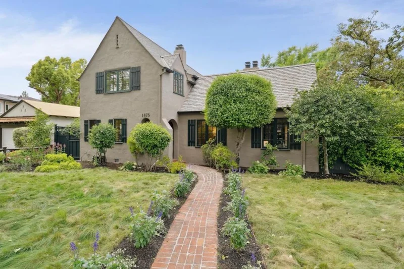 1875 Middlefield Road, Palo Alto, CA 94301