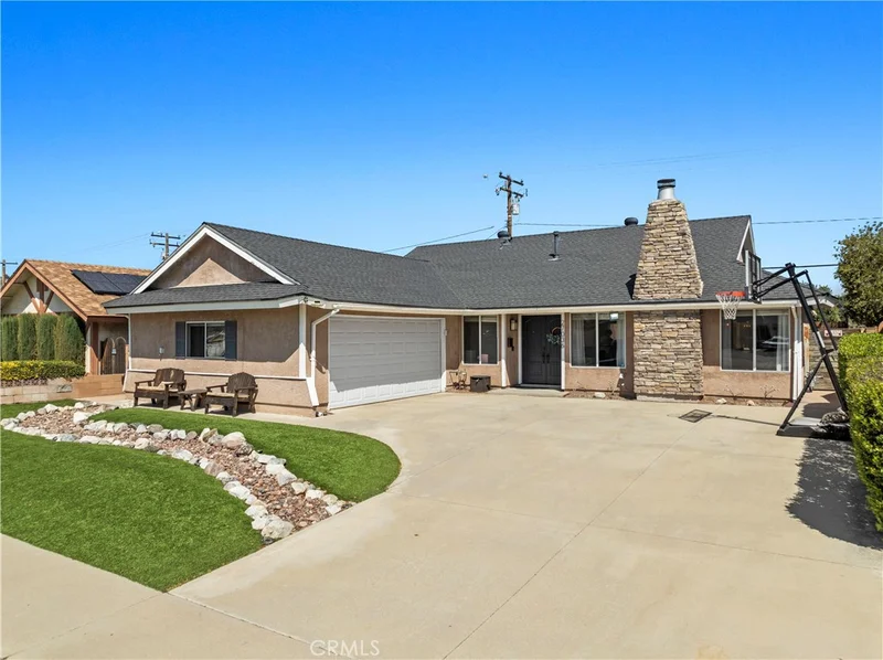 27036 Langside Avenue, Canyon Country, CA 91351