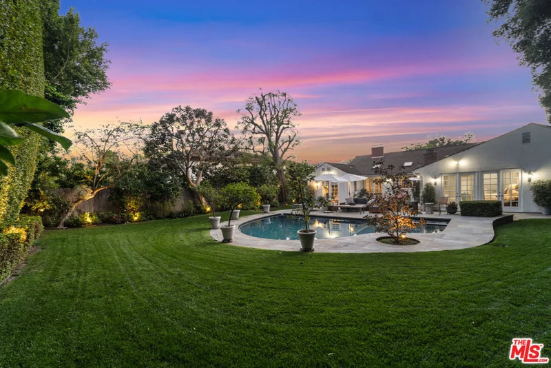 2740 N Deep Canyon Drive, Beverly Hills, CA 90210