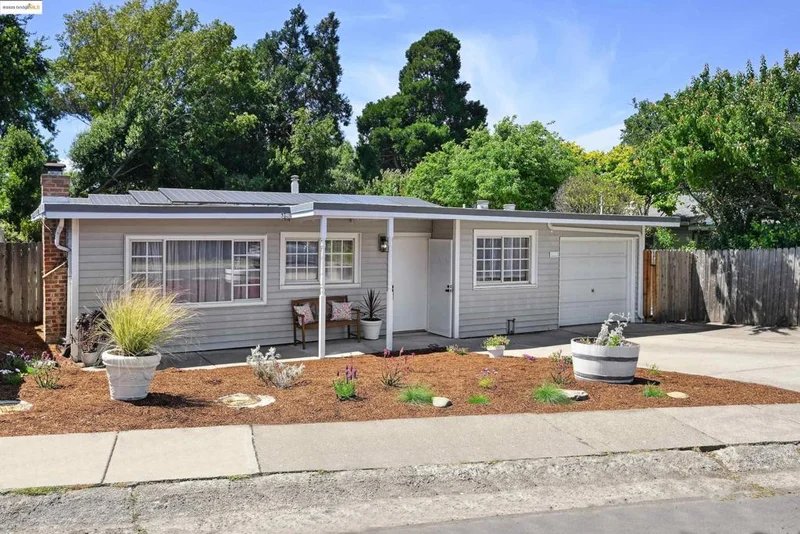 4125 Miflin Ave, El Sobrante, CA 94803-2798