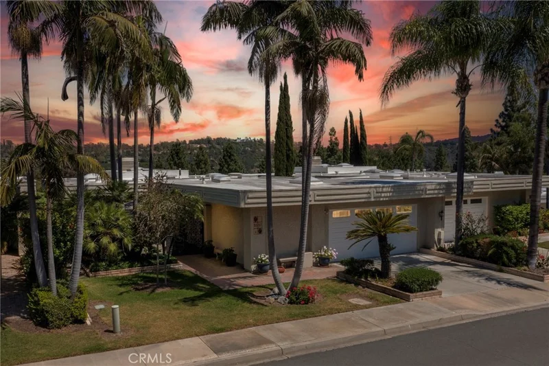 5597 Vista Del Mando S. A, Laguna Woods, CA 92637