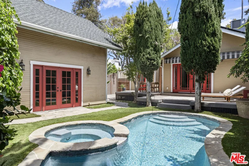 1227 Poinsettia Drive, West Hollywood, CA 90046