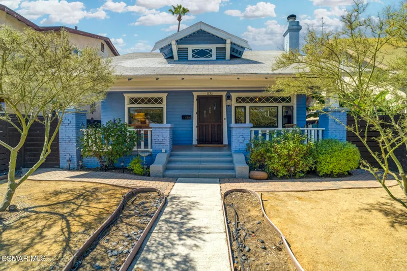 1132 W 51st Place, Los Angeles, CA 90037