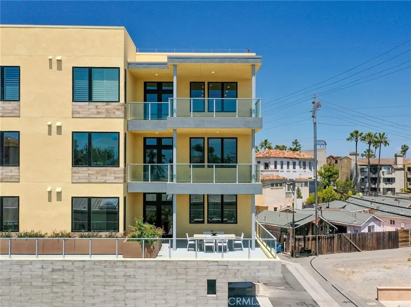 414 Main 200, Huntington Beach, CA 92648