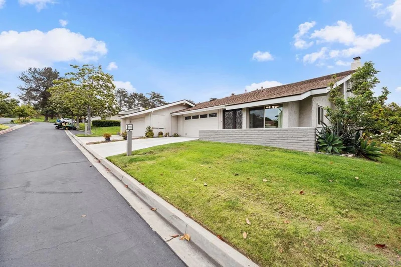 5455 Caminito Herminia, La Jolla, CA 92037