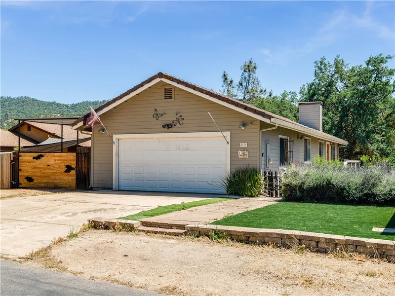 2690 Chaparral Lane, Paso Robles, CA 93446