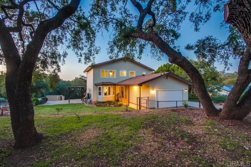 10452 Burned Oak Lane, Escondido, CA 92026