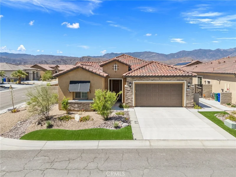 27 Medoc, Rancho Mirage, CA 92270