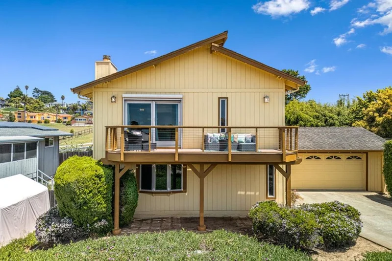 118 Zils Road, La Selva Beach, CA 95076