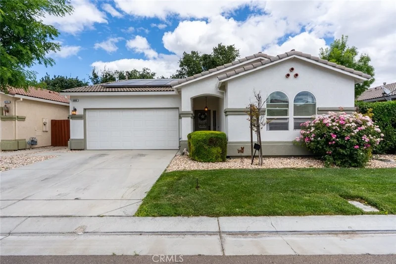 3008 La Vina Circle, Los Banos, CA 93635