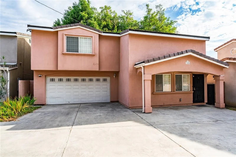 11428 Peach Street, Lynwood, CA 90262
