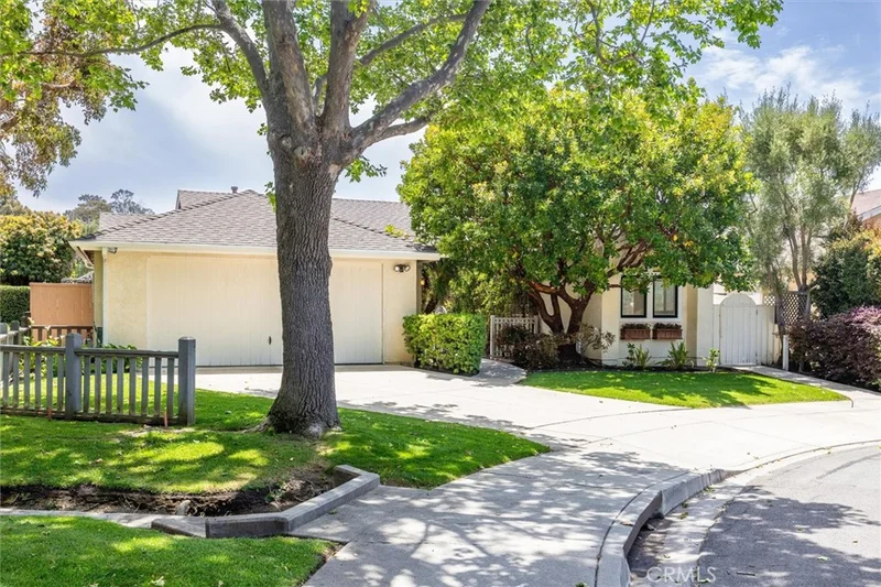 855 Dahlia Lane, San Luis Obispo, CA 93401