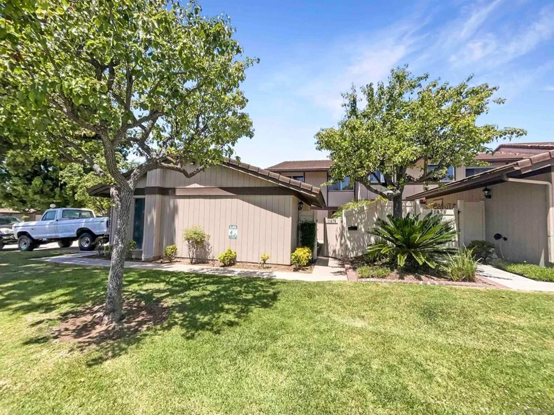 11476 Matinal Cir, San Diego, CA 92127