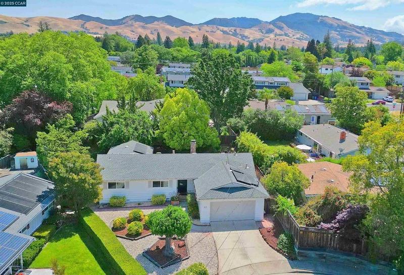 27 Alden Court, Walnut Creek, CA 94598