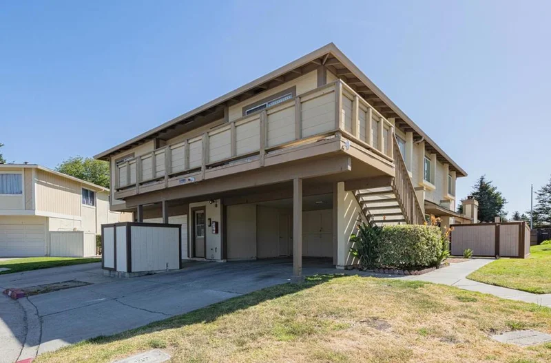 1893 Cherokee Drive 4, Salinas, CA 93906