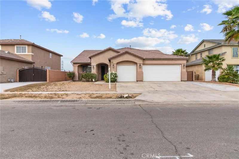 9011 Honeysuckle Avenue, Hesperia, CA 92344