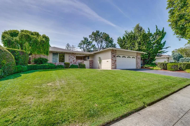 1134 Stafford Drive, Cupertino, CA 95014