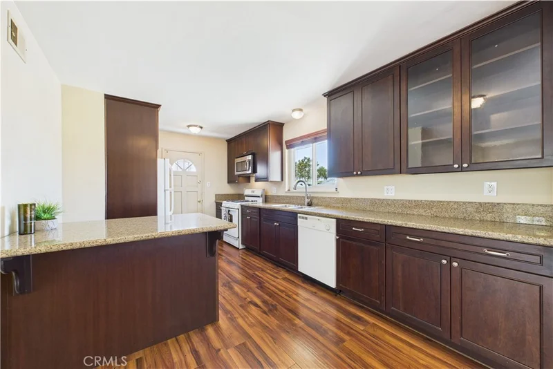 10002 Saint Elizabeth Circle, Cypress, CA 90630