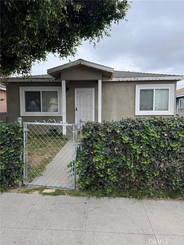 1030 E M Street, Wilmington, CA 90744
