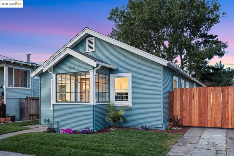 615 Kains Ave, Albany, CA 94706