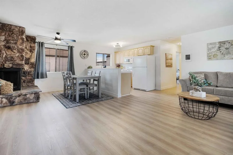 1025 4th Avenue 8, Chula Vista, CA 91911