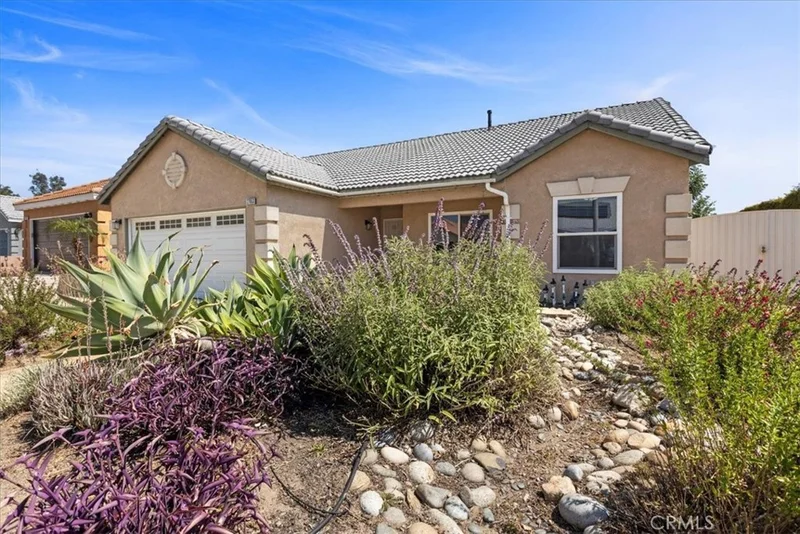 27653 7th Street, Highland, CA 92346