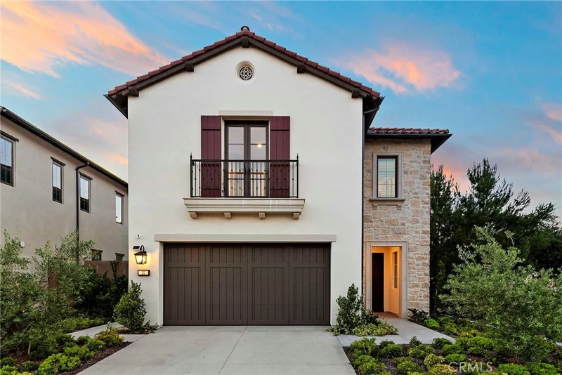 101 Artista, Irvine, CA 92602