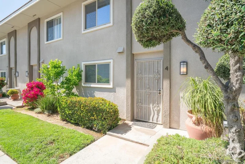 1040 Central Ave. 4, Riverside, CA 92507