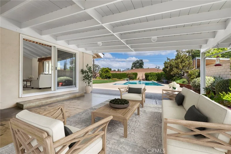 12351 Woodlawn Avenue, Tustin, CA 92780