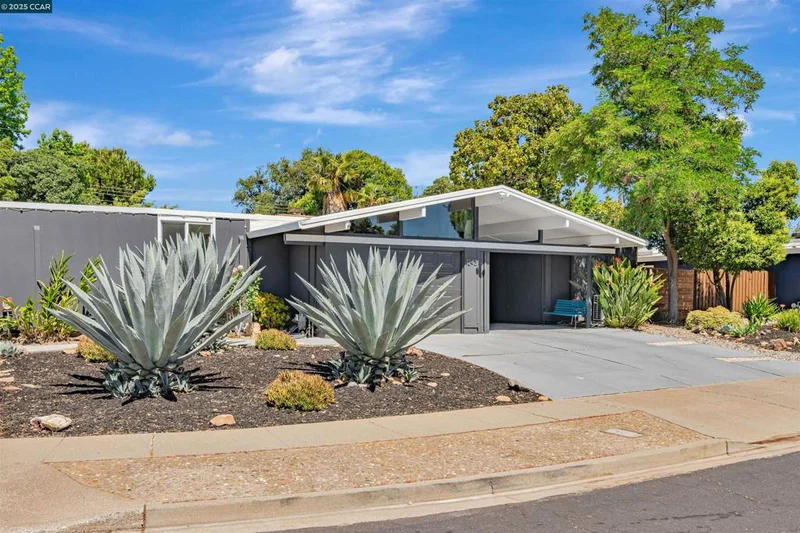 1243 Lancashire Dr, Concord, CA 94518