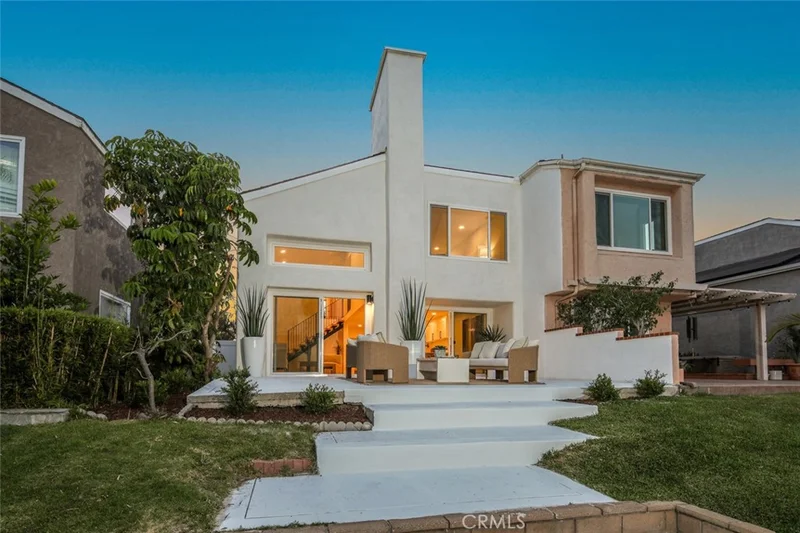 22526 Lake Forest Lane, Lake Forest, CA 92630