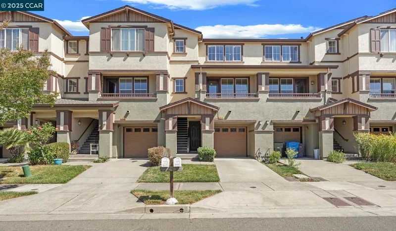 2575 Edgewater Drive, Santa Rosa, CA 95407-4588