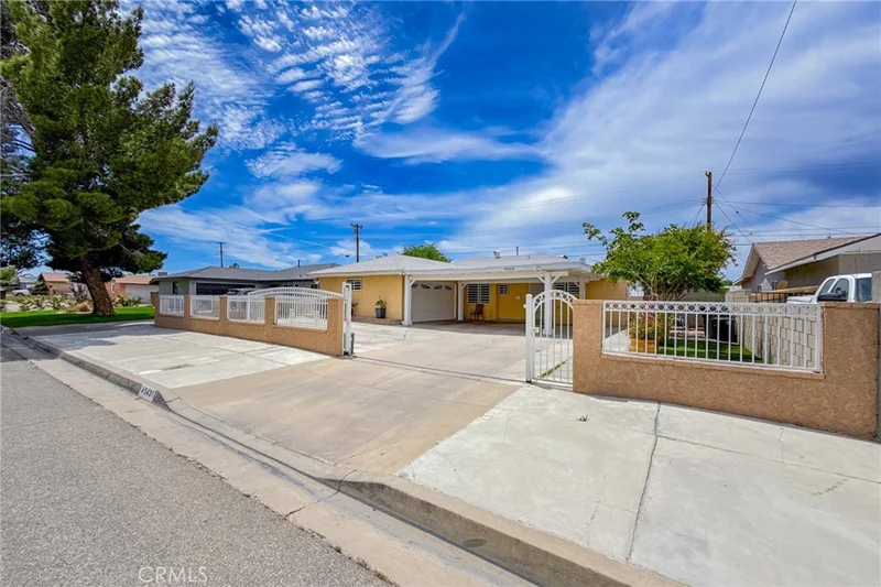 45431 Sancroft Avenue, Lancaster, CA 93535