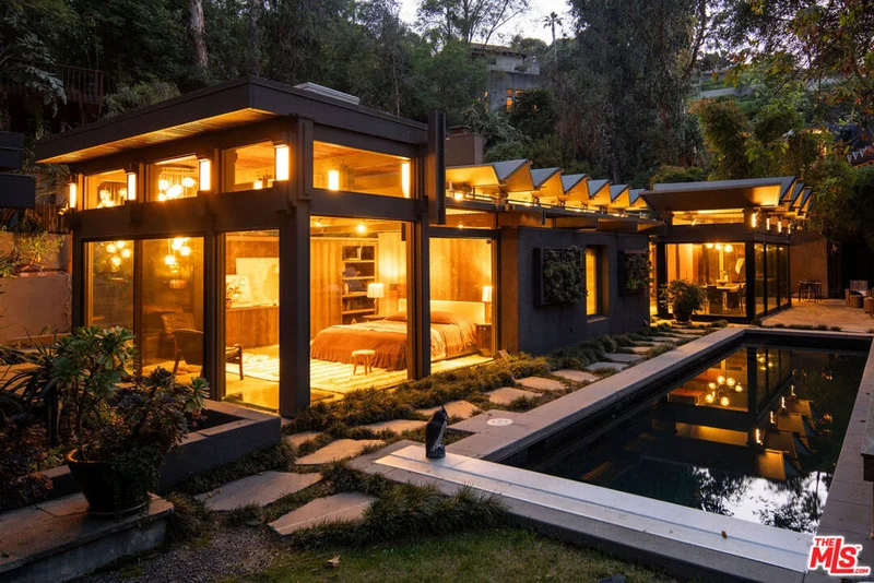 9029 Hollywood Hills Road, Los Angeles, CA 90046