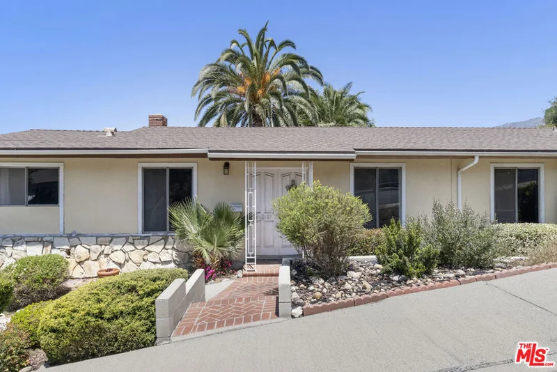 8929 Mulberry Drive, Sunland, CA 91040