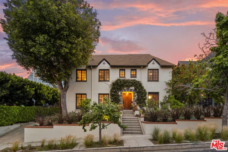 847 S Longwood Avenue, Los Angeles, CA 90005