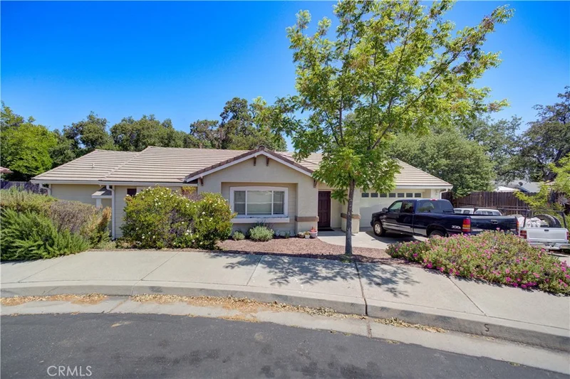 9024 Cascada Road, Atascadero, CA 93422