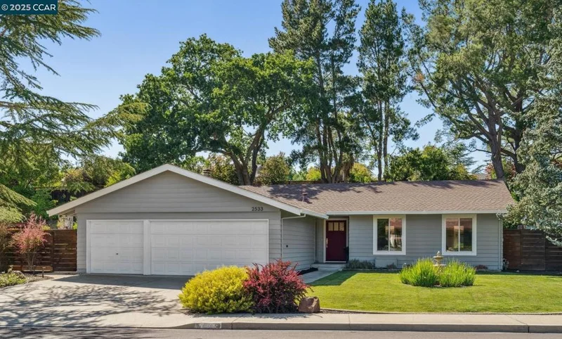 2533 Dapplegray Ln, Walnut Creek, CA 94596