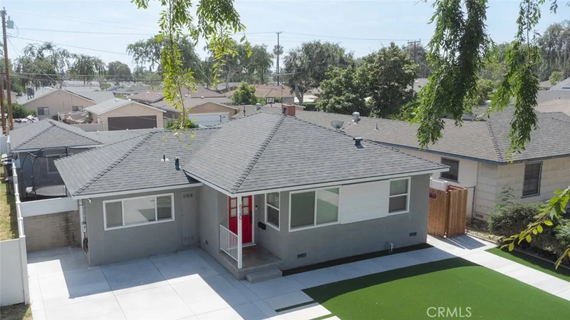 520 S. Paula Avenue, Fullerton, CA 92833