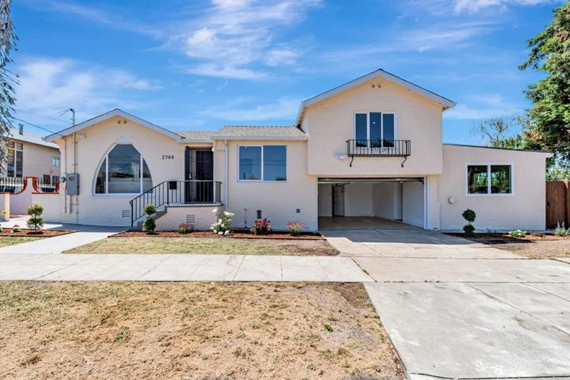 2744 Rheem Avenue, Richmond, CA 94804