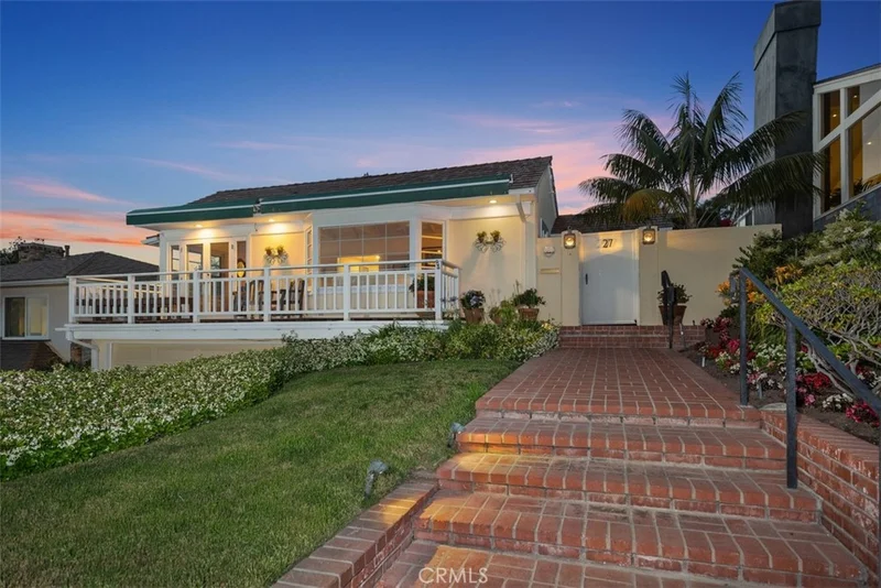 27 S La Senda Drive, Laguna Beach, CA 92651