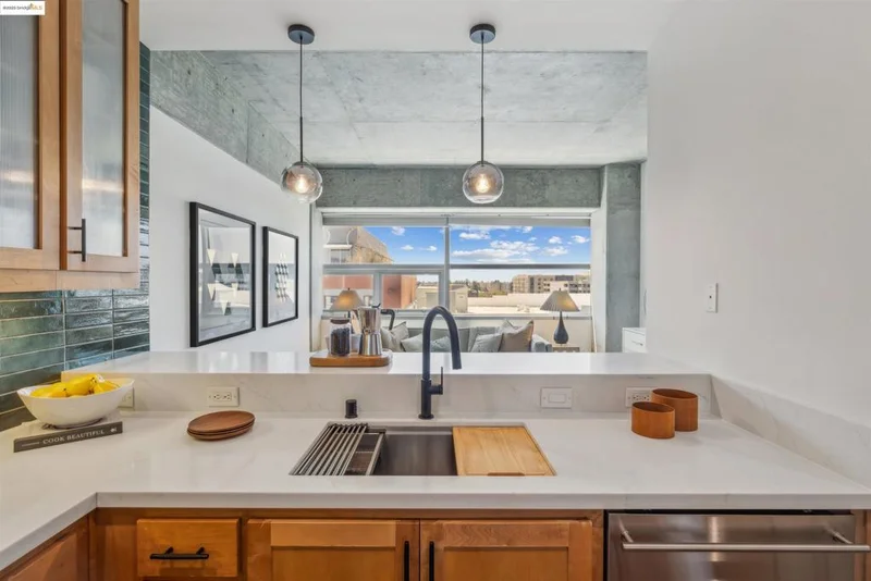 428 Alice Street 738, Oakland, CA 94607