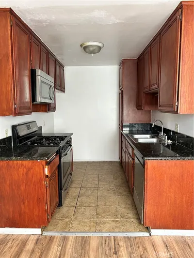 14801 Nordhoff Street photo 2