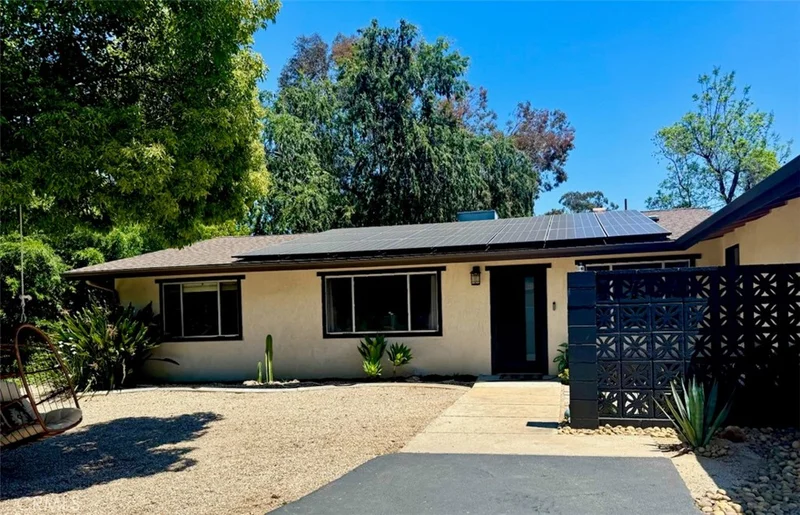 856 W Sunset Drive, Redlands, CA 92373