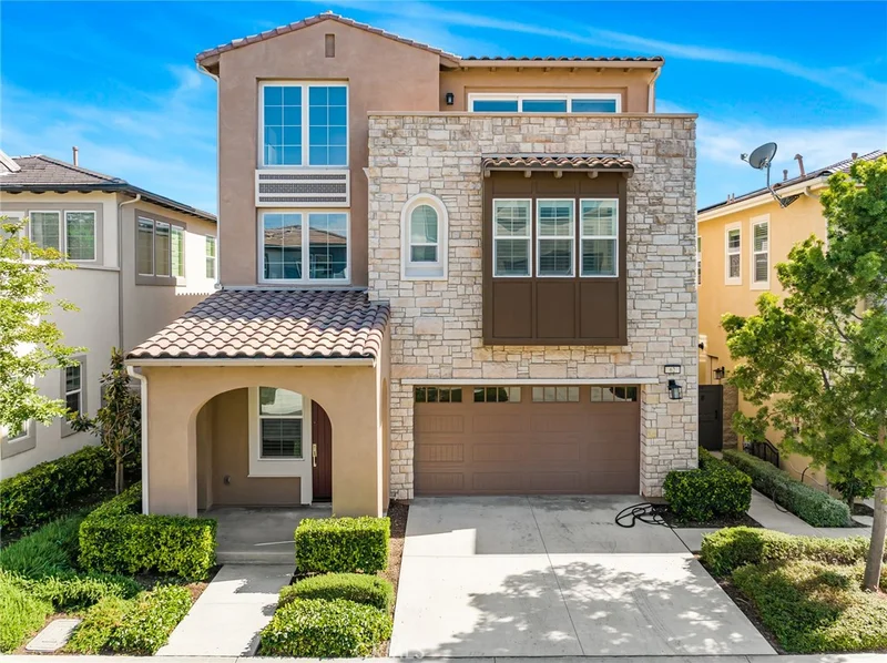 62 Pelican Lane, Irvine, CA 92618