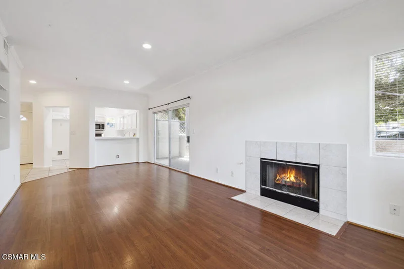 2732 Borchard Road, Newbury Park, CA 91320