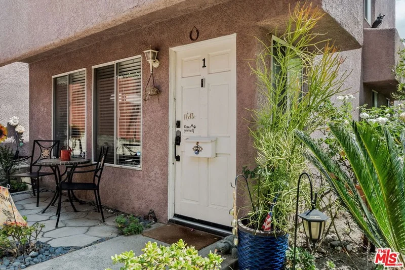 10249 Tujunga Canyon Boulevard 1, Tujunga, CA 91042