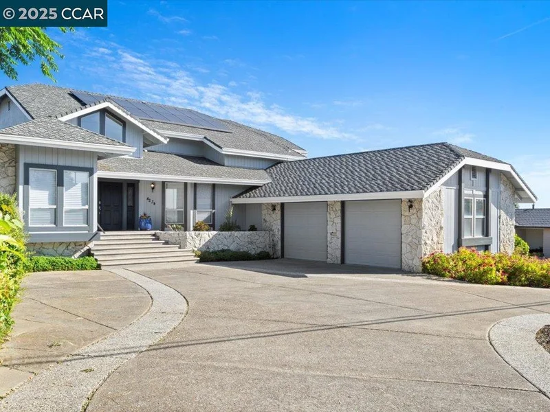 4234 Hillview Dr, Pittsburg, CA 94565