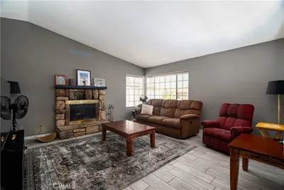 24931 Heil Drive photo 2