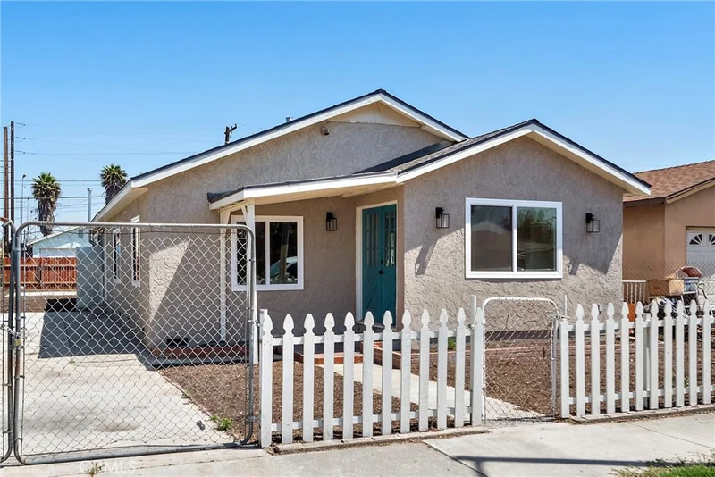 1005 E Cruces Street, Wilmington, CA 90744